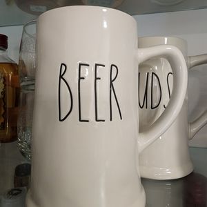 Donated-Rae dunn beer and suds glasses